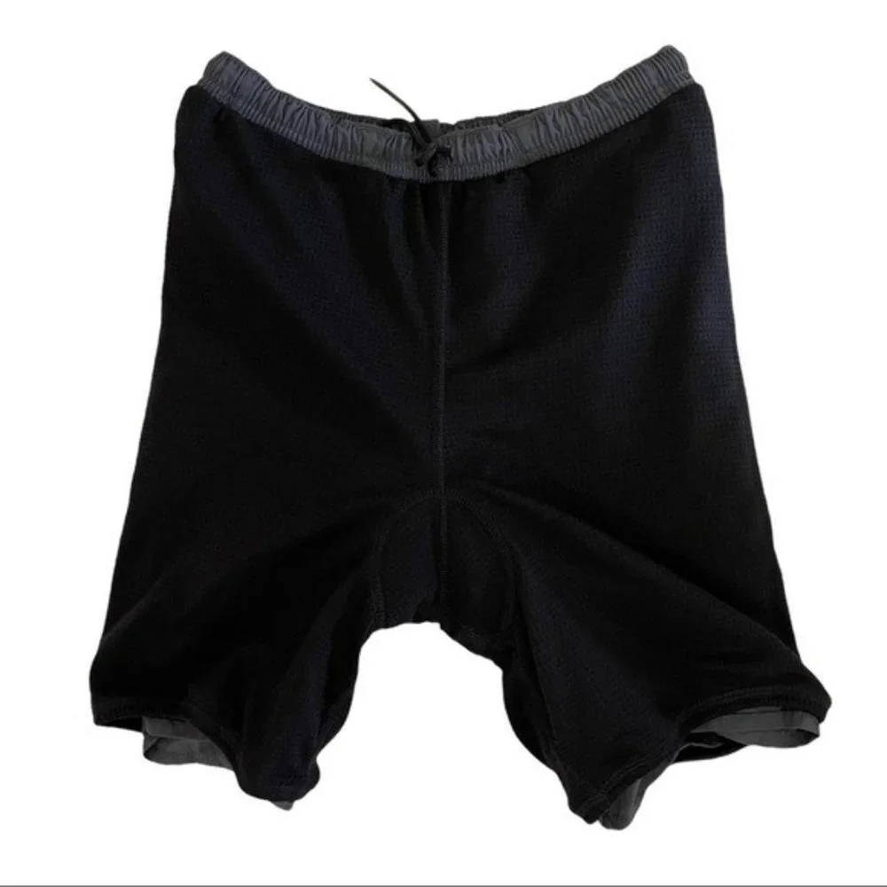 L.L. Bean Woman Grey Lined Padded Seat Cycling Bike Shorts‎ Mountain Bike M